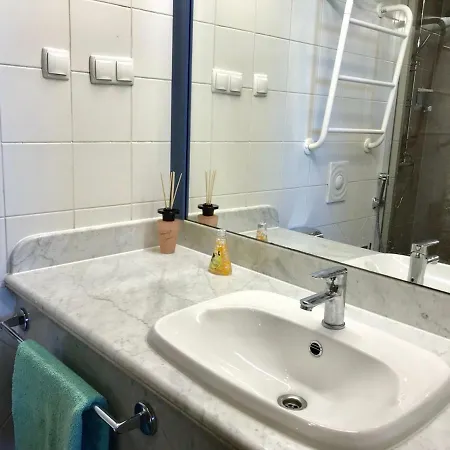 Apartment Loft Near Old Town Gates *