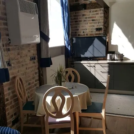 Loft Near Old Town Gates *