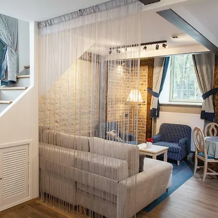 Loft Near Old Town Gates Apartment